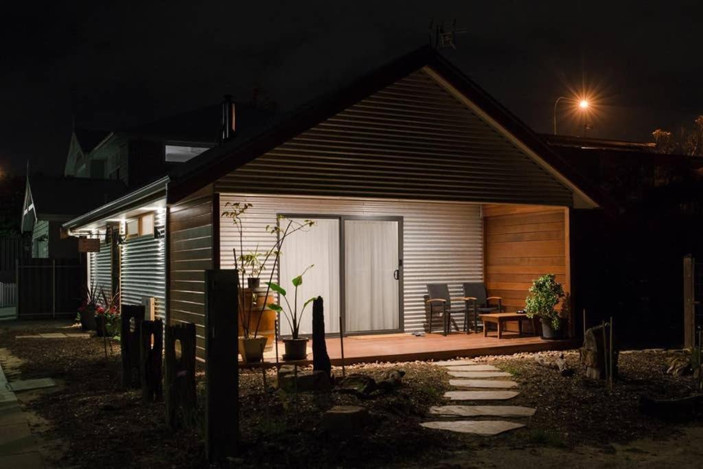 Bird In Hand Cottage, Port Noarlunga Exterior photo